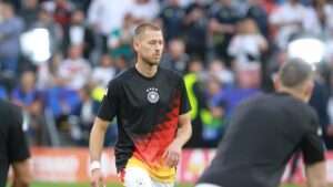 BVB holt Waldemar Anton