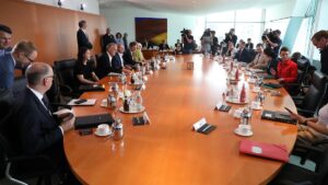 Bundeskabinett beschließt Gesetz für schnelleren Netzausbau