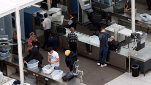 Deutsche Flughäfen haben nicht genug neue Scanner