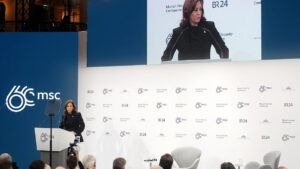 Offiziell: Harris macht Tim Walz zu ihrem Vizekandidaten