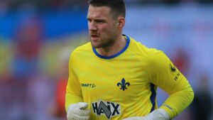 2. Bundesliga: Darmstadt verteidigt in Kiel vorerst Tabellenführung