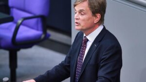 AfD beansprucht mittelfristig Kanzlerschaft für sich