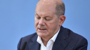 Forsa: Scholz fällt bei Kanzlerfrage auf Tiefstwert