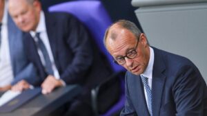 Merz weist Inszenierungsvorwurf von Scholz zurück