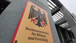 Ex-Staatssekretärin Döring kritisiert Bildungsministerium scharf