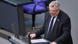 Bundesregierung und Union hoffen auf nachgeholten Biden-Besuch