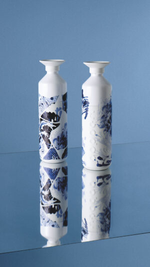 Zwei niederländische Ikonen würdigen kulturelles Erbe von Wasser und Delfter Blau mit einer eleganten limitierten Flaschenkollektion