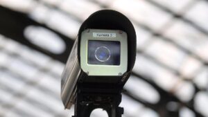 Linnemann will Gesichtserkennung an Bahnhöfen im CDU-Sofortprogramm