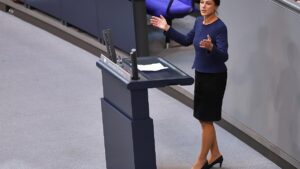 Wagenknecht fordert Neuwahlen
