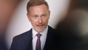Lindner zeigt sich nach Entlassung betroffen