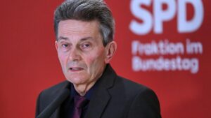 Mützenich zeigt sich gesprächsbereit zu Wahltermin