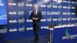 Scholz sieht Wahl als Abstimmung über seinen Ukraine-Kurs