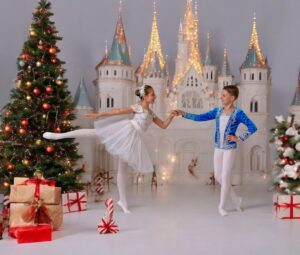 Ballett-Kinder tanzen ‚Der Nussknacker‘ in der Berliner Philharmonie