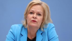 Faeser sieht wachsende Gefahren durch Putin