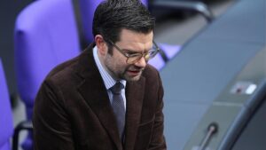 Buschmann verteidigt Lindner nach Äußerungen zu Milei und Musk