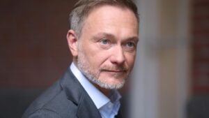 Lindner nennt GroKo "Gefahr für weitere Entwicklung Deutschlands"