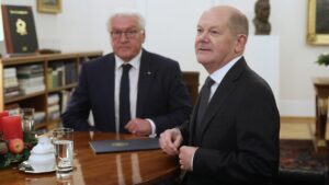 Scholz bittet Steinmeier um Auflösung des Bundestags