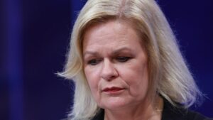 Faeser und Söder erschüttert über Gewalttat in Aschaffenburg