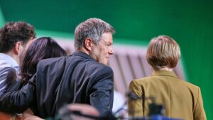 Habeck: "Wir müssen jetzt einen Tick mehr riskieren"