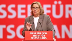 Saar-Ministerpräsidentin warnt vor "Denkzettelwahl"