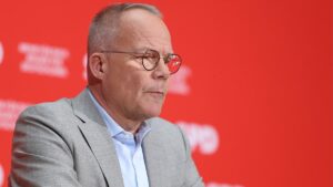 Vor Asyl-Abstimmung: SPD wirbt für "Mitte statt Merz"