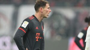 1. Bundesliga: Stuttgart verteilt Geschenke an Bayern München