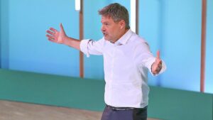 Habeck mahnt mehr europäische Zusammenarbeit in Sicherheitsfragen an