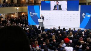 Aiwanger verteidigt Vance-Rede