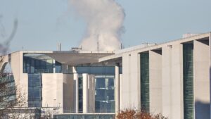 Ost-Ministerpräsidenten halten an Beauftragtem im Kanzleramt fest