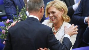 CDU-Politikerin Klöckner neue Bundestagspräsidentin