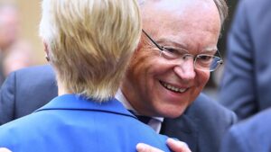 Schwesig würdigt Weil als "souverän und bürgernah"