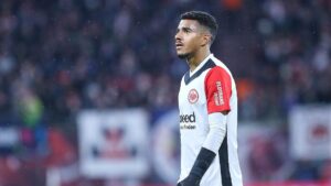 1. Bundesliga: Frankfurt überrollt schwaches Leipzig in Überzahl