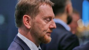 Kretschmer kritisiert "vorschnelle Urteile" über neue Koalition