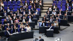 Spahn plädiert für anderen Umgang mit der AfD