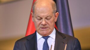 Gauck, Merkel und Wulff bleiben Zapfenstreich für Scholz fern