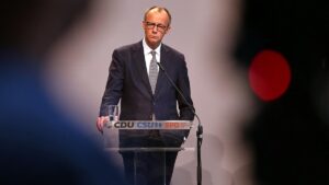 Merz-Aussagen zu Mindestlohn und Steuer stoßen auf Kritik