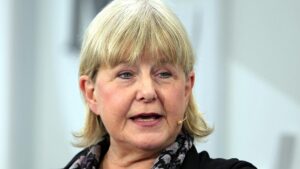 Ex-Bürgerrechtlerin Birthler fürchtet Abgleiten der USA in Diktatur