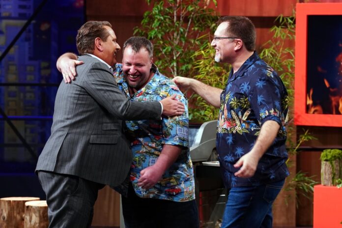 Flavourizer – Grillzubehör für maximales BBQ Aroma Set Bild Gründer mit Ralf Dümmel @ RTL Bernd Michael Maurer