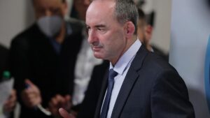 Aiwanger wirbt für Fortsetzung der Koalition in Bayern