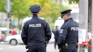 Menden: 14-Jähriger nach Messerangriff von 17-Jährigem gestorben