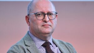 Lehrerpräsident kritisiert wachsende Bürokratie durch Kultusminister