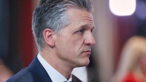 Frei setzt zunächst auf verschärfte Grenzkontrollen