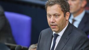 Klingbeil kündigt Haushaltsentwurf noch vor Sommerpause an