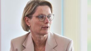 Justizministerin: Familien-Realität oft schon weiter als Gesetze