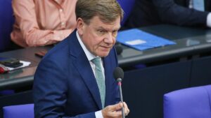 Wadephul: "Russland bedroht direkt unser Leben in Deutschland"