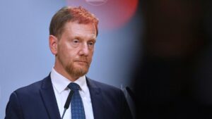 Kretschmer fordert Nachverhandlungen beim "Investitions-Booster"