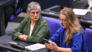 Grüne wollen weg vom "Zerrbild der Elite-Partei"