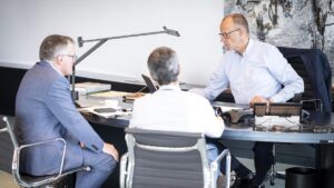 E3-Staaten fordern Iran zu neuen Nuklearverhandlungen auf