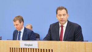 Haushalt: Klingbeil plant Rekordinvestitionen und höhere Schulden