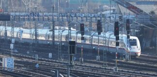 Fernverkehrszüge der Deutschen Bahn so unpünktlich wie nie zuvor